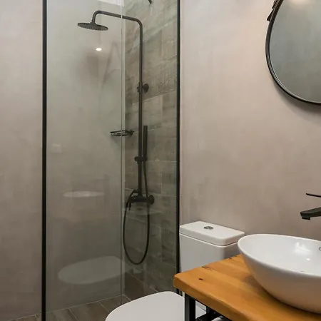 Sierra Leone - Διαμέρισμα *