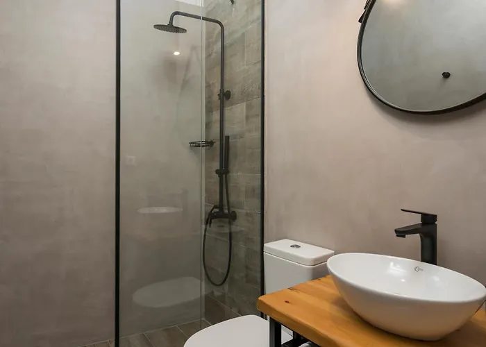 Sierra Leone - Apartment *